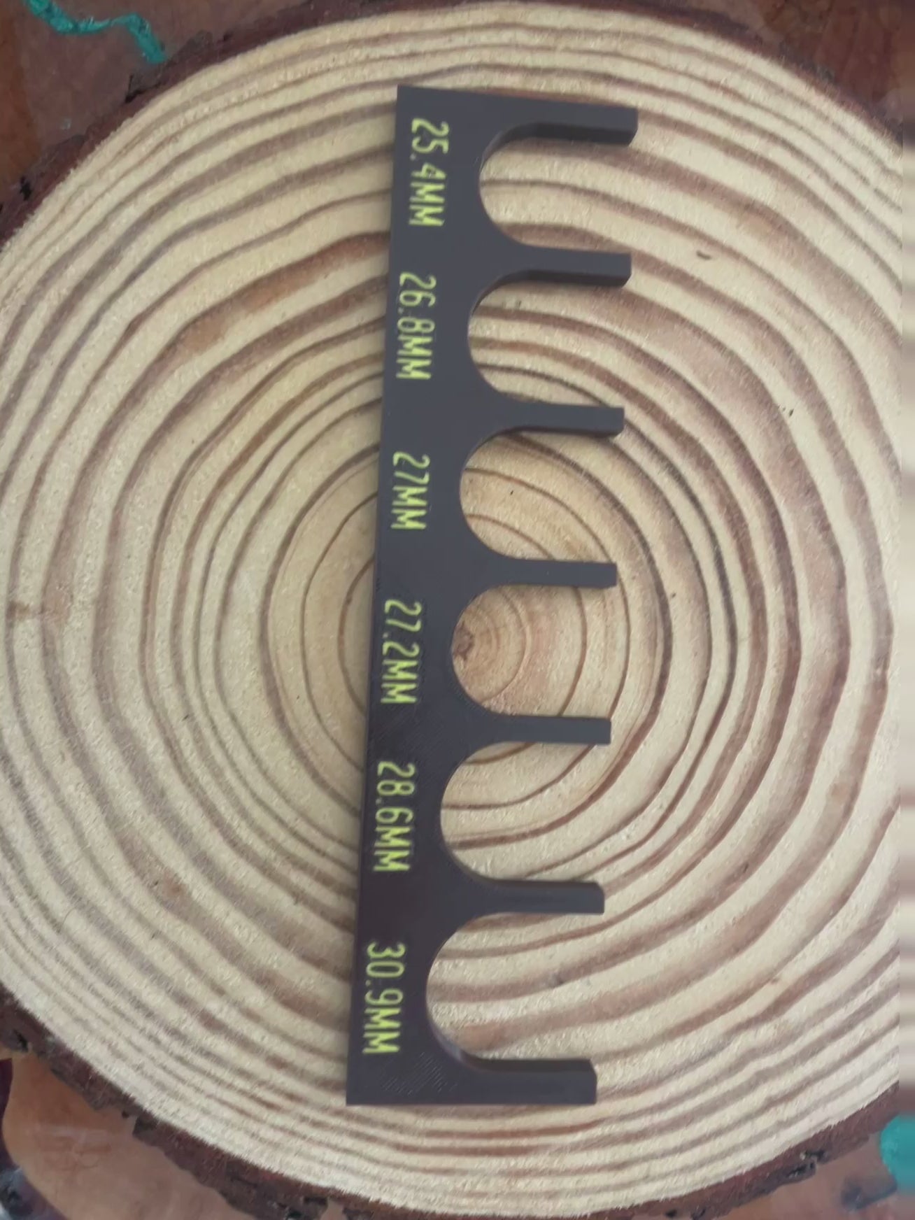Seat post sizing tool, handy for determining what seat post fits or what size you have.